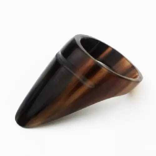 woman horn finger ring