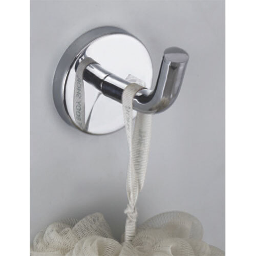 BU 101 Robe Hook Croma SS