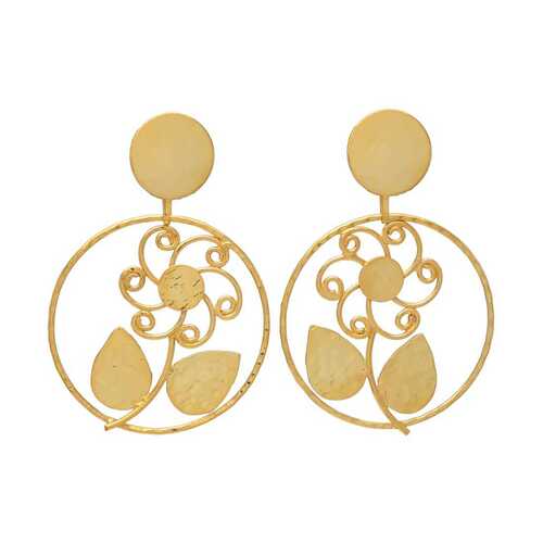 Woman floral and leaf earring set