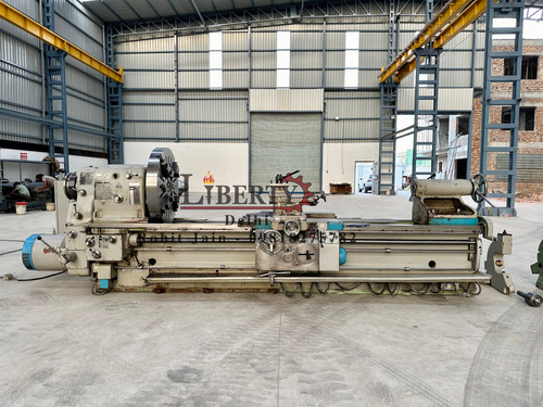 TOS SU-90A 2800 mm Heavy Duty Lathe Machine