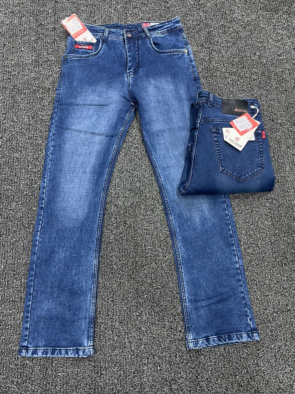 STRAIGHT  DENIM FIT JEANS