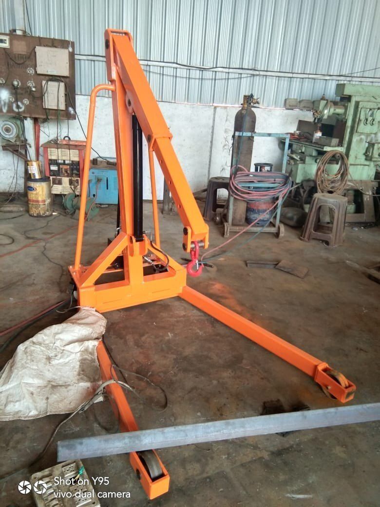 Hydraulic Floor Crane