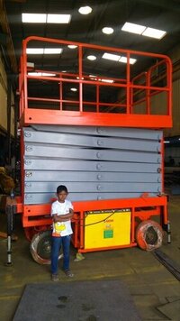 Scissor Lift Self Propelled Battery Operated - Attributes: Strong