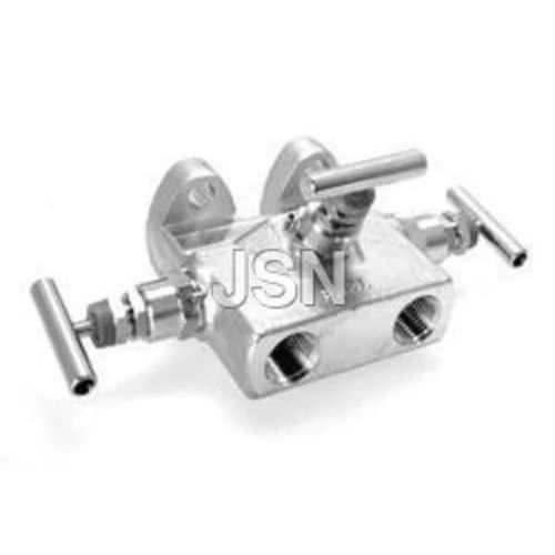 3-Way Manifold Valve - Stainless Steel, 1/4'' NPT (F) & 1/2'' NPT (F) , Precision Fluid Control with Male Connection and Standard Size