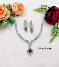 New Trendy American Diamond Necklace Set