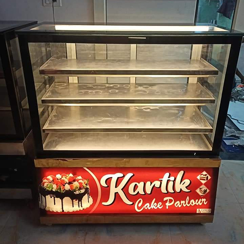 Fcc13 4 Feet Sweet And Cake Display Counter Height: 50 Inch (In)