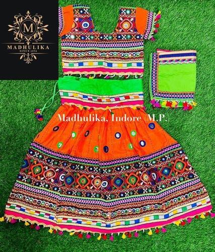 KIDS GUJRATI LEHNGA