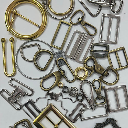 Metal Buckles - Color: As Per Requirement