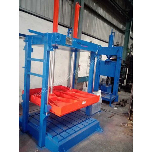 Pp Woven Sacks Baling Machine - Color: Blue