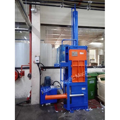 Blue Waste Paper Baling Machine (2)