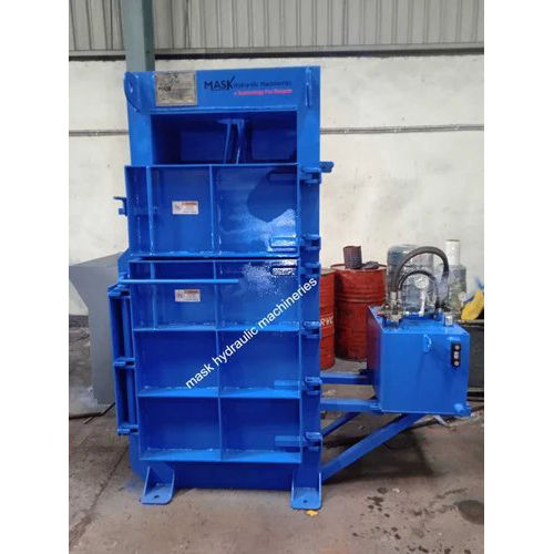 Single Chamber Baling Machine