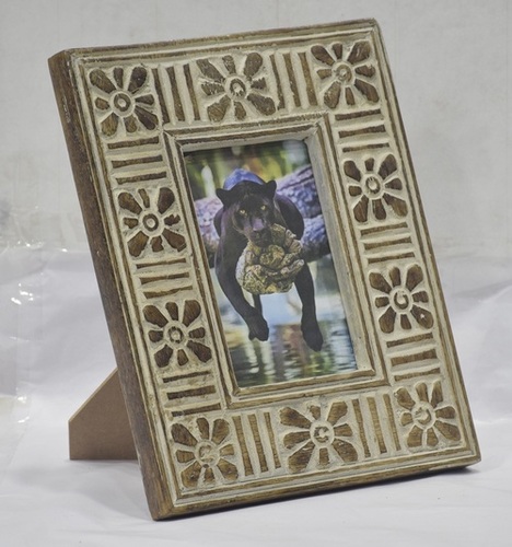 11 Inch Wooden Flower Design Photo Frame