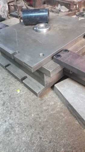 Injection mould of molded rubber parts