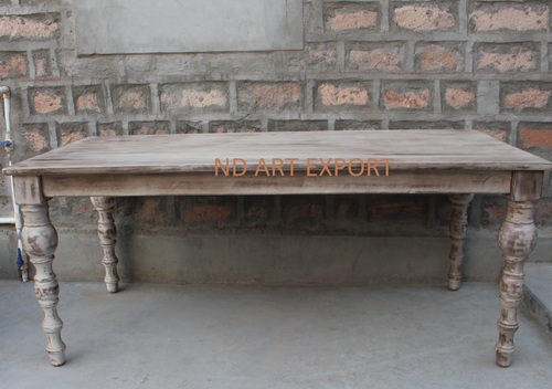 Dining Table in Solid Mango Wood With Rustic Finish Carving Legs