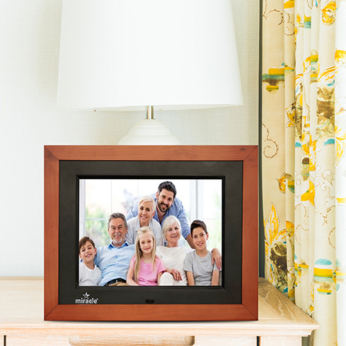 8 Inch Dark Color Wooden Digital Photo Frame