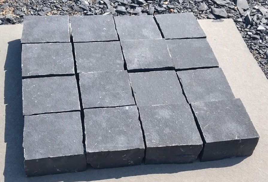 Kadappa Black Indian Limestone Cobble Stone Pavers Park Garden Walkway Pathways