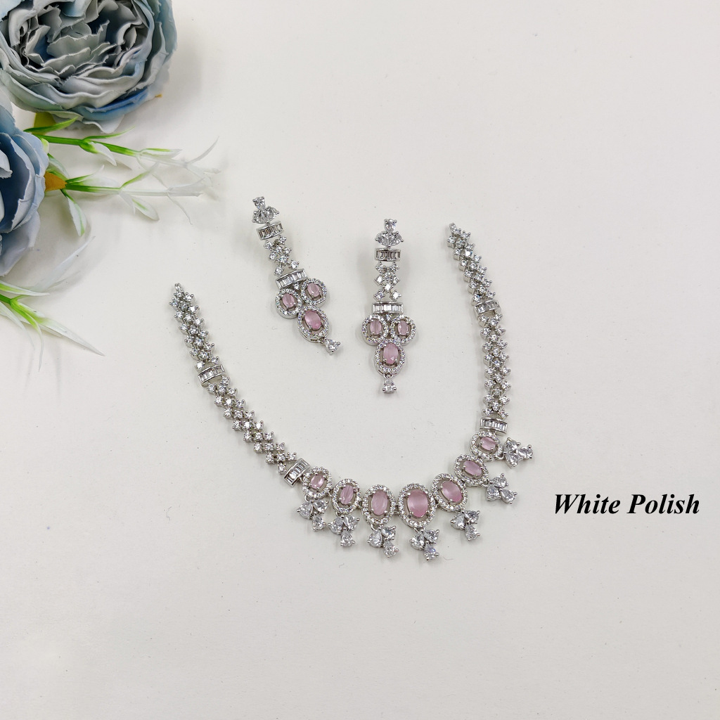 Modern American Diamond Necklace Set