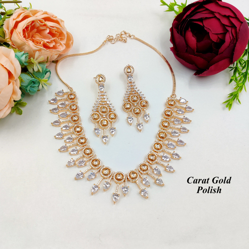 New Stylish Diamond Necklace Set