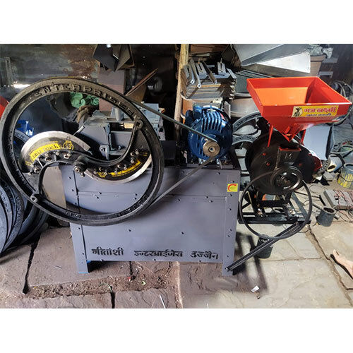 Open Type Chaff Cutter Gear Model With 10 Inch Atta Chakki Machine