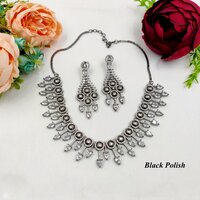 New Stylish Diamond Necklace Set