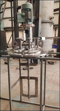 Anchor Agitator - Stainless Steel, Upto 650 Rpm Speed , Upto 50000 L Capacity , Automatic For Blending Viscous Products And Non-newtonian Fluids