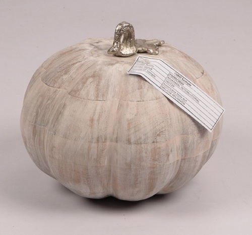 9 Inch Wooden Decorative Pumpkin - Color: Different