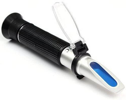 Handheld Salinity Refractometer - Color: Black