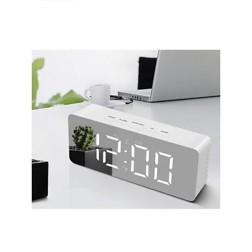 Mirror Finish Table Clock