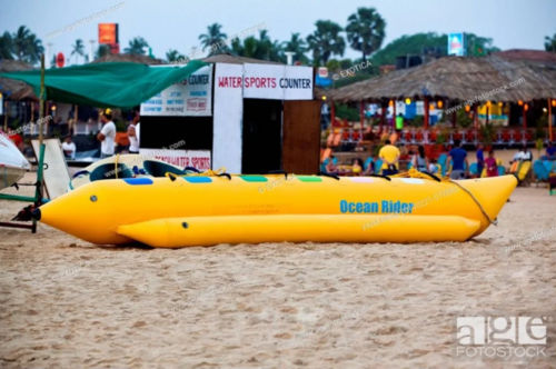 6 Seater Yellow Ocean Rider Banana Boat/ inflatable banana boat