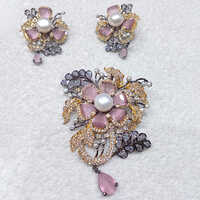 Zircon  Fresh Water Pearl Neckalcec Set Gender: Women