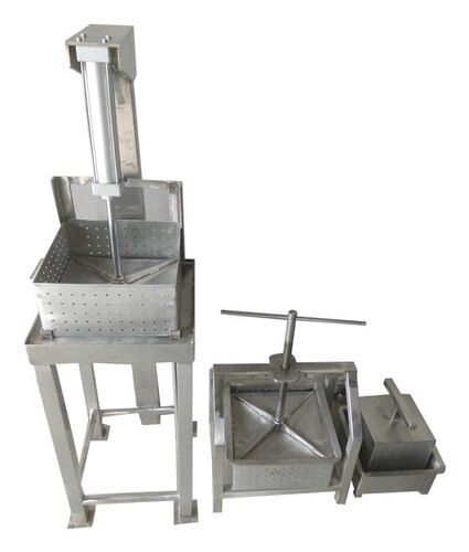 Semi-automatic Paneer And Cheese Press Machine