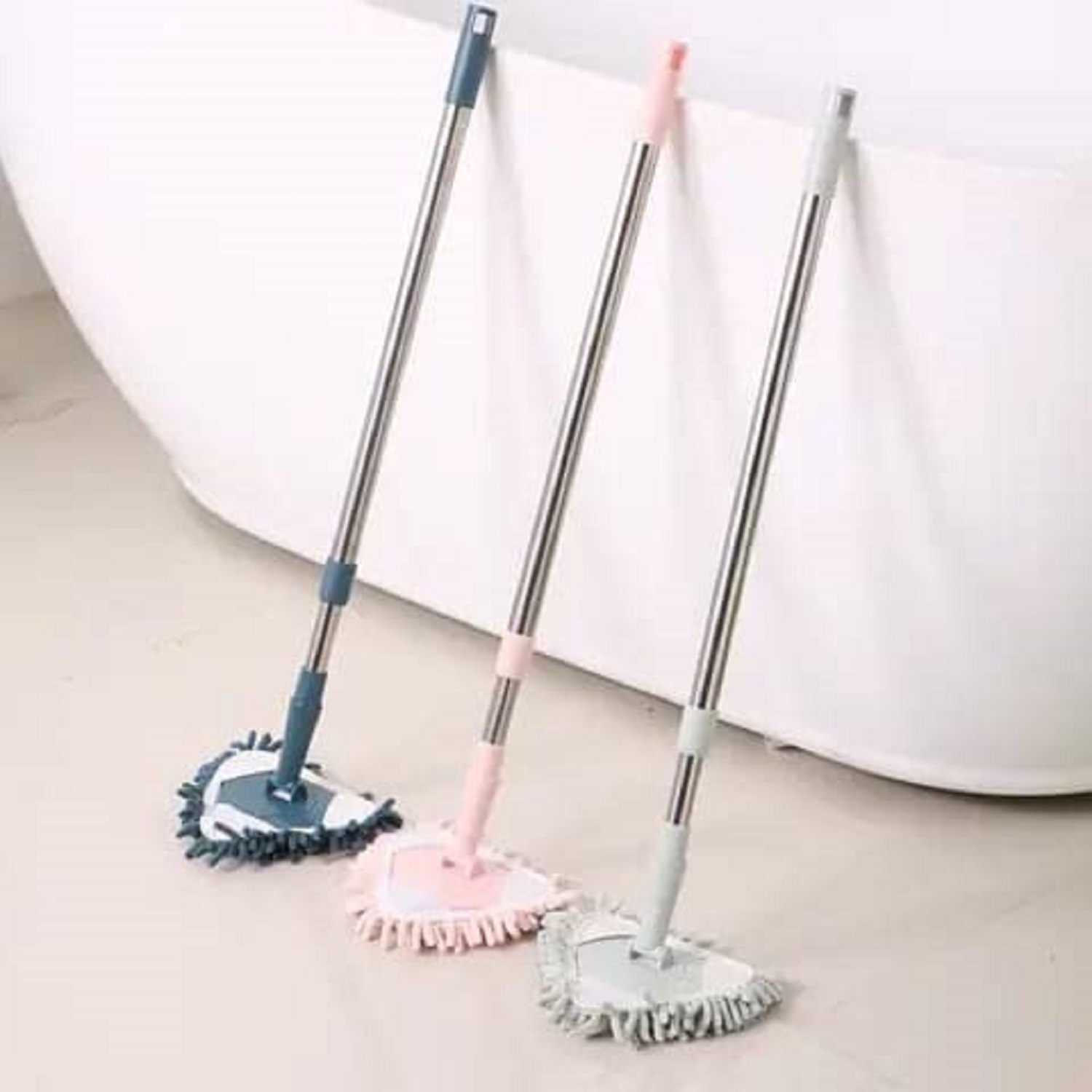MICROFIBER TRIANGLE MOP FOR CLEANING