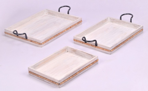Wooden White Wash Tray Set With Beads Pedestal