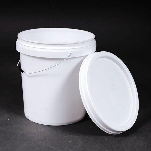 10 Kg Distemper Plastic Bucket Capacity: 10kg Kg/hr