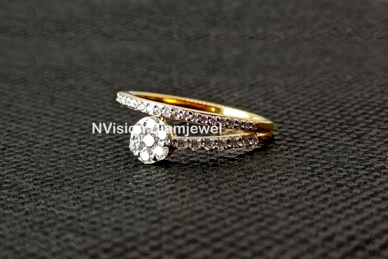 Natural Diamond Pressure Setting Solitaire Look Ring .