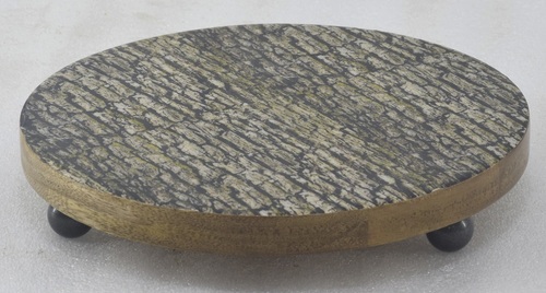 Wooden Round Riser With Pearl - Color: Brown