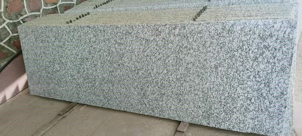 Indian P White Granite Slabs