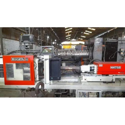 Thermoplastic Injection Machine - Capacity: 200 Ton/Day