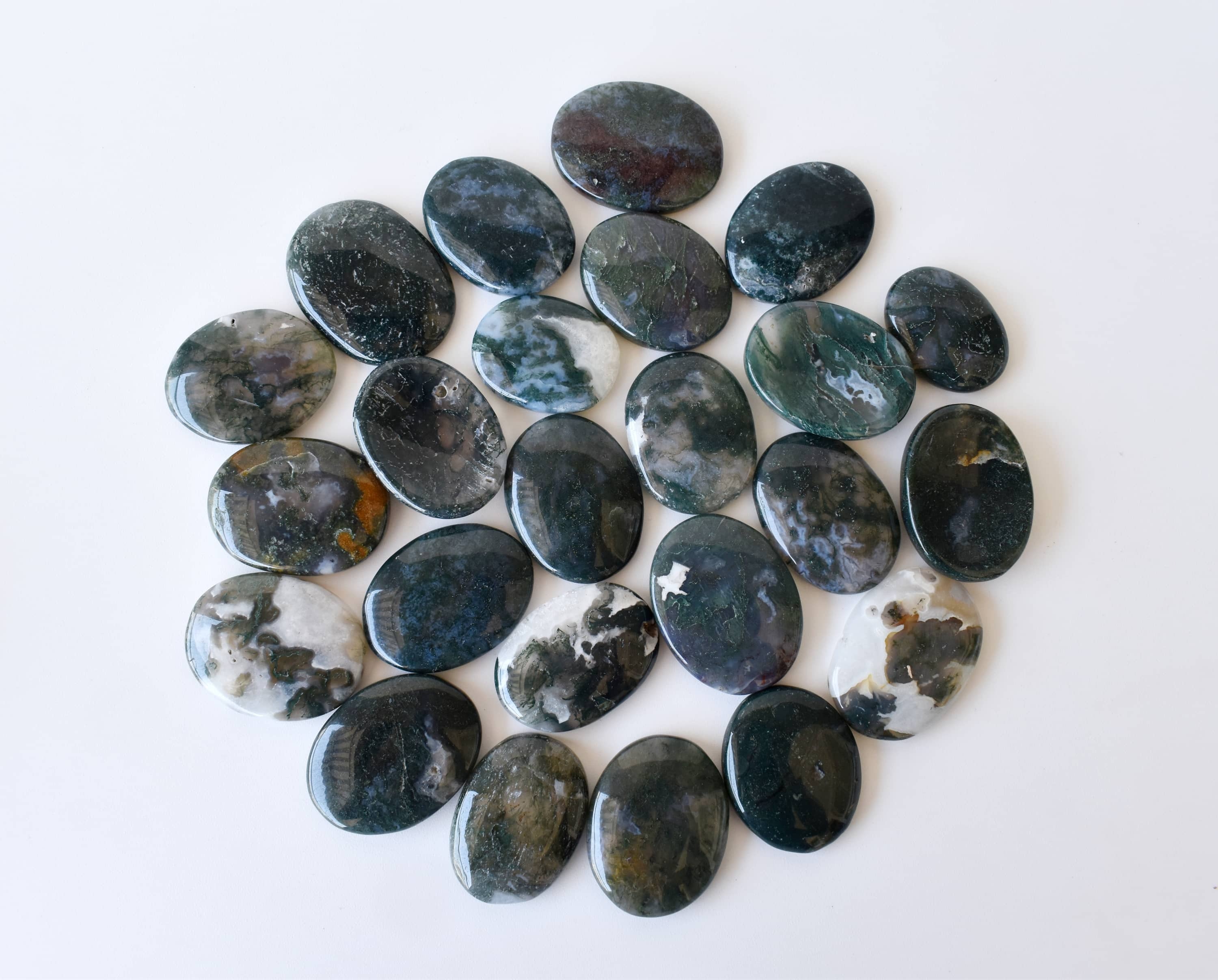 Moss Agate Worry Stone for Crystal Healing, Pocket Palm Stone