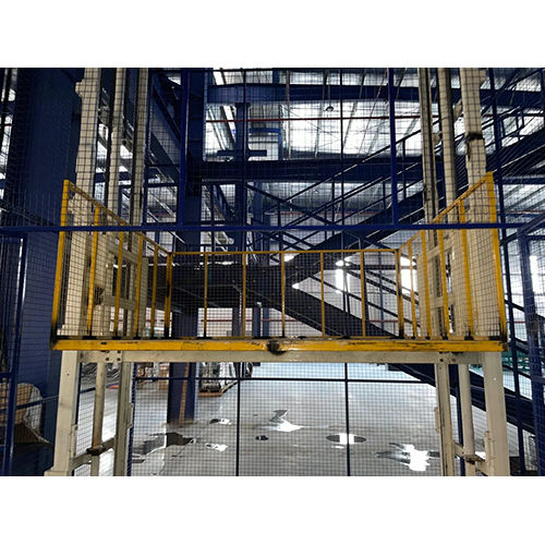 Goods Lift Crane