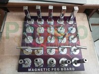 MAGNETIC PEG BOARD (25 METAL PEGS)