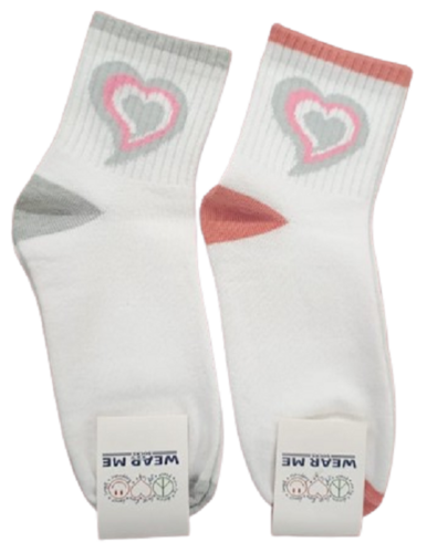 WHITE HEART DESIGN SHAPE ANKLE SOCKS