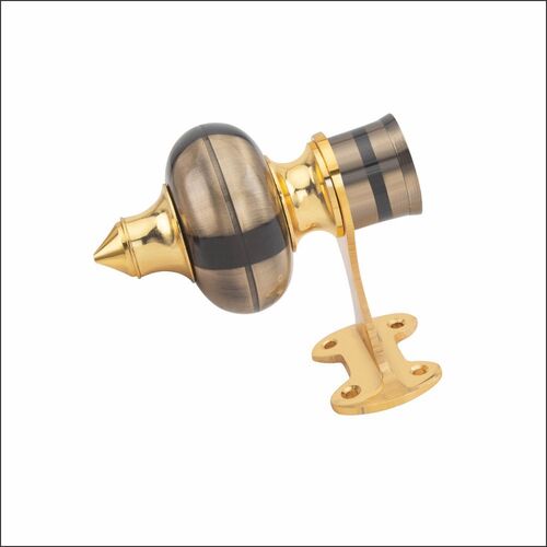 Curtain Bracket Brass T Base-02