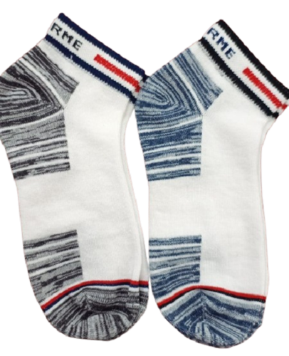 WHITE AND NAVY ANKLE SOCKS