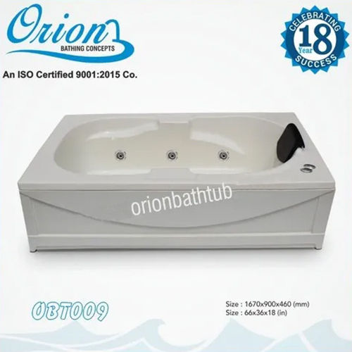 White 5.5X3 Feet Bath Tub