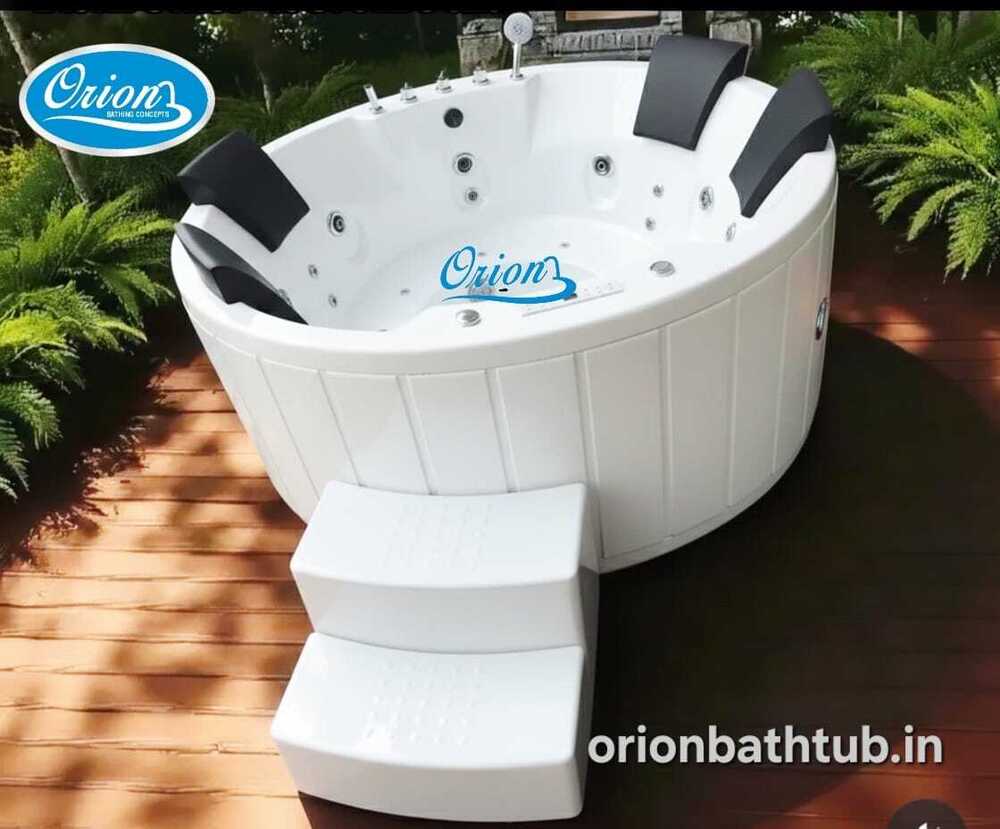 Round Acrylic Bathtubs