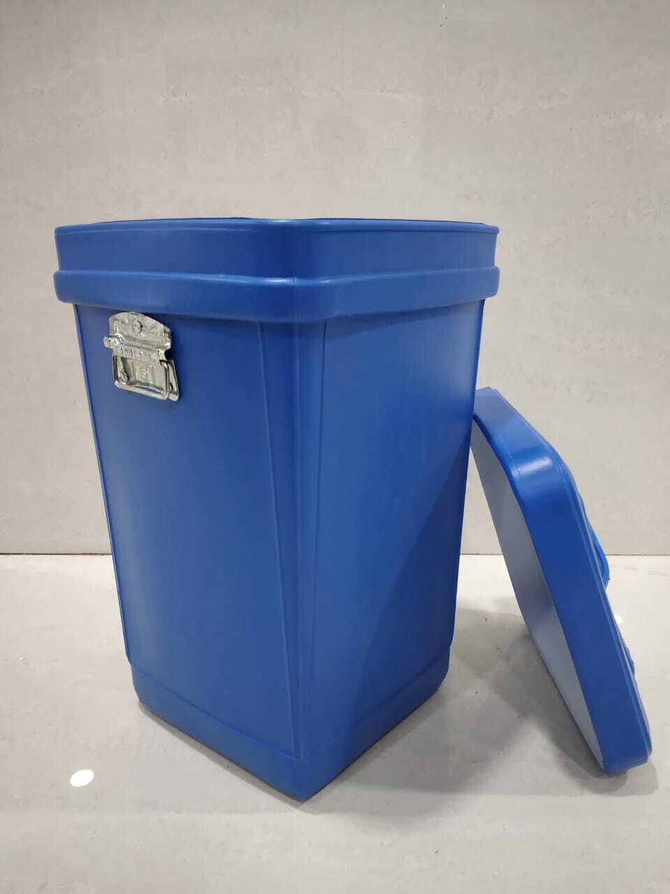 40 Liter Plastic Square Dustbin