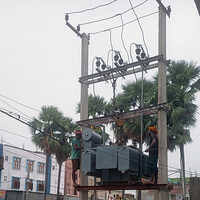 Transformer With Double Pole Structure - Material: Ms