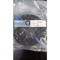 Omron Slot Sensor Connector - Pvc Insulation And Jacket, Solid Conductor Type, Durable For Industrial Applications, Includes Warranty