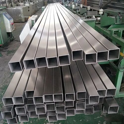 304 Stainless Steel Pipe - Length: 20 Foot (Ft)